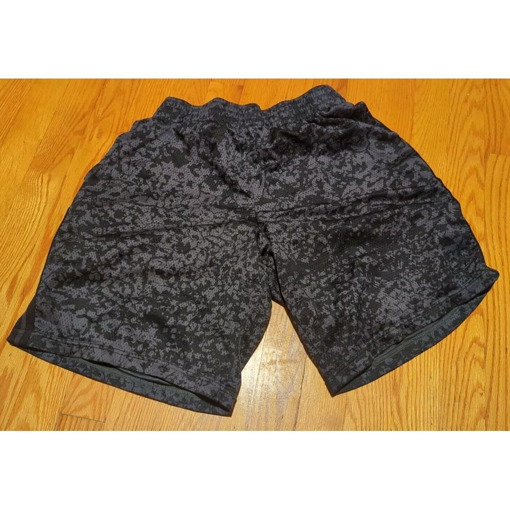 Champion Shorts Men's Black Camo Drawstring Shorts with Logo Size M‎ NWT